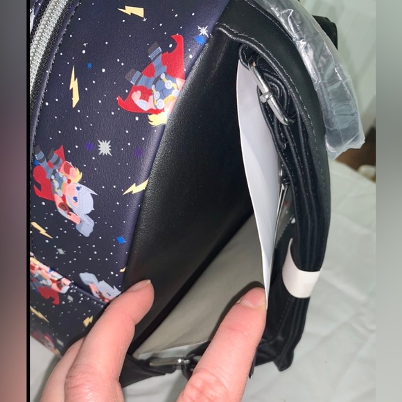 Loungefly Mini Backpack Marvel Thor - Picture 6 of 9